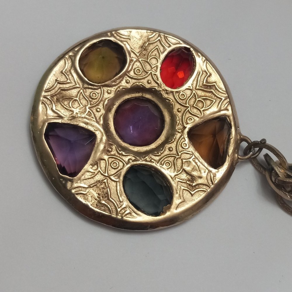 Large Vintage Pendant Necklace with 6 Multi-Colored Rhinestones - Picture 4 of 7